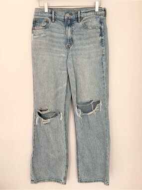 American Eagle Ripped Straight Leg Jeans